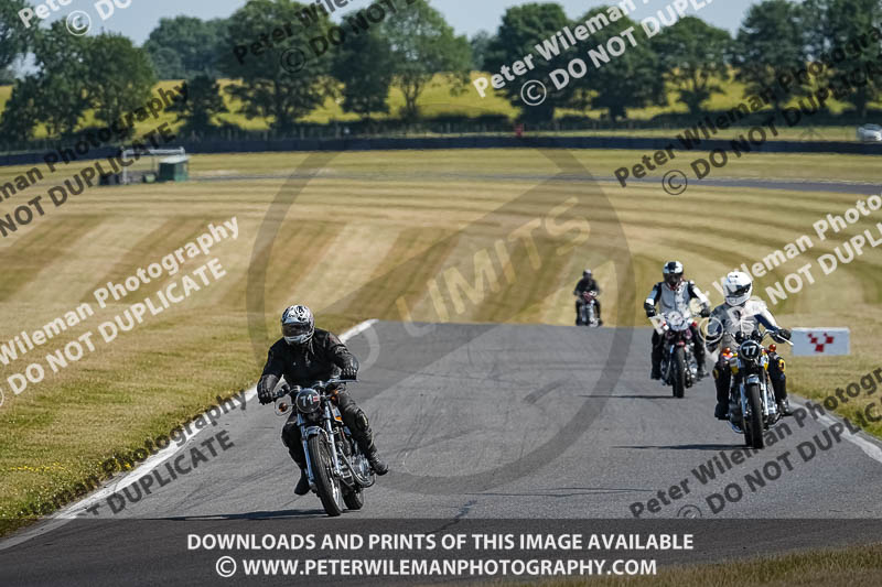 cadwell park;cadwell park photographs;cadwell trackday photographs;enduro digital images;event digital images;eventdigitalimages;peter wileman photography;racing digital images;trackday digital images;trackday photos